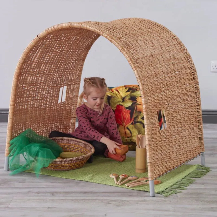 Medium Indoor Wicker Arch