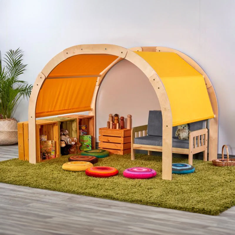 Umbu Group Indoor Archway Den