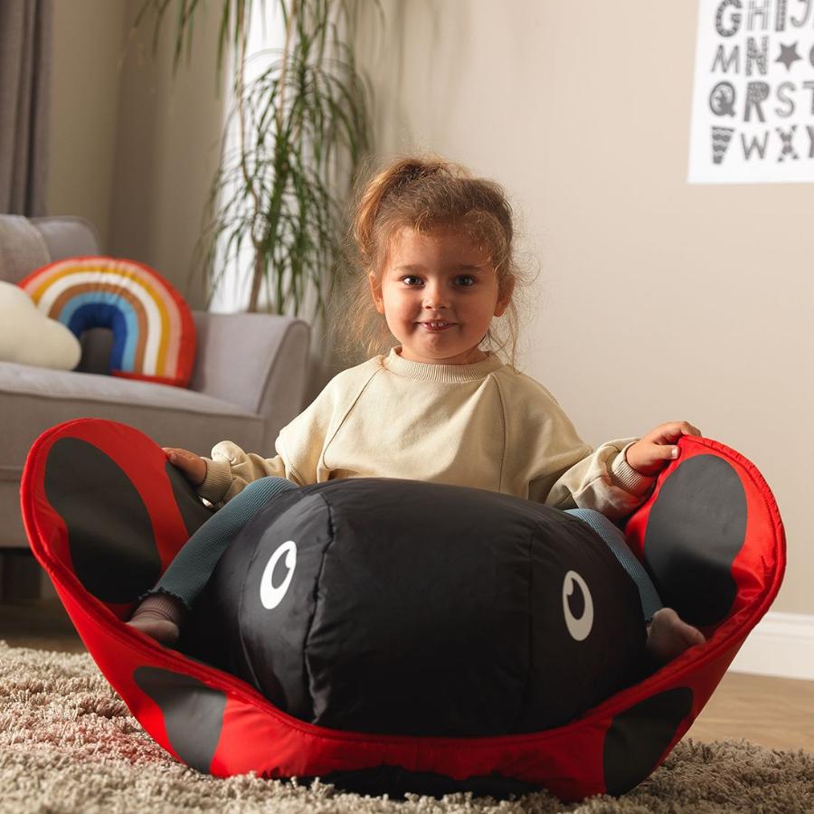 MB31705 Ladybird Seat with girl