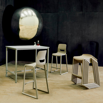 Postura One Piece High Back Stool